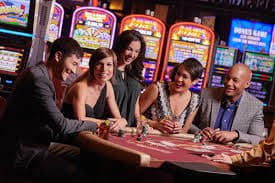Pilihan metode pembayaran e-wallet di zia togel termasuk DANA, OVO, GoPay